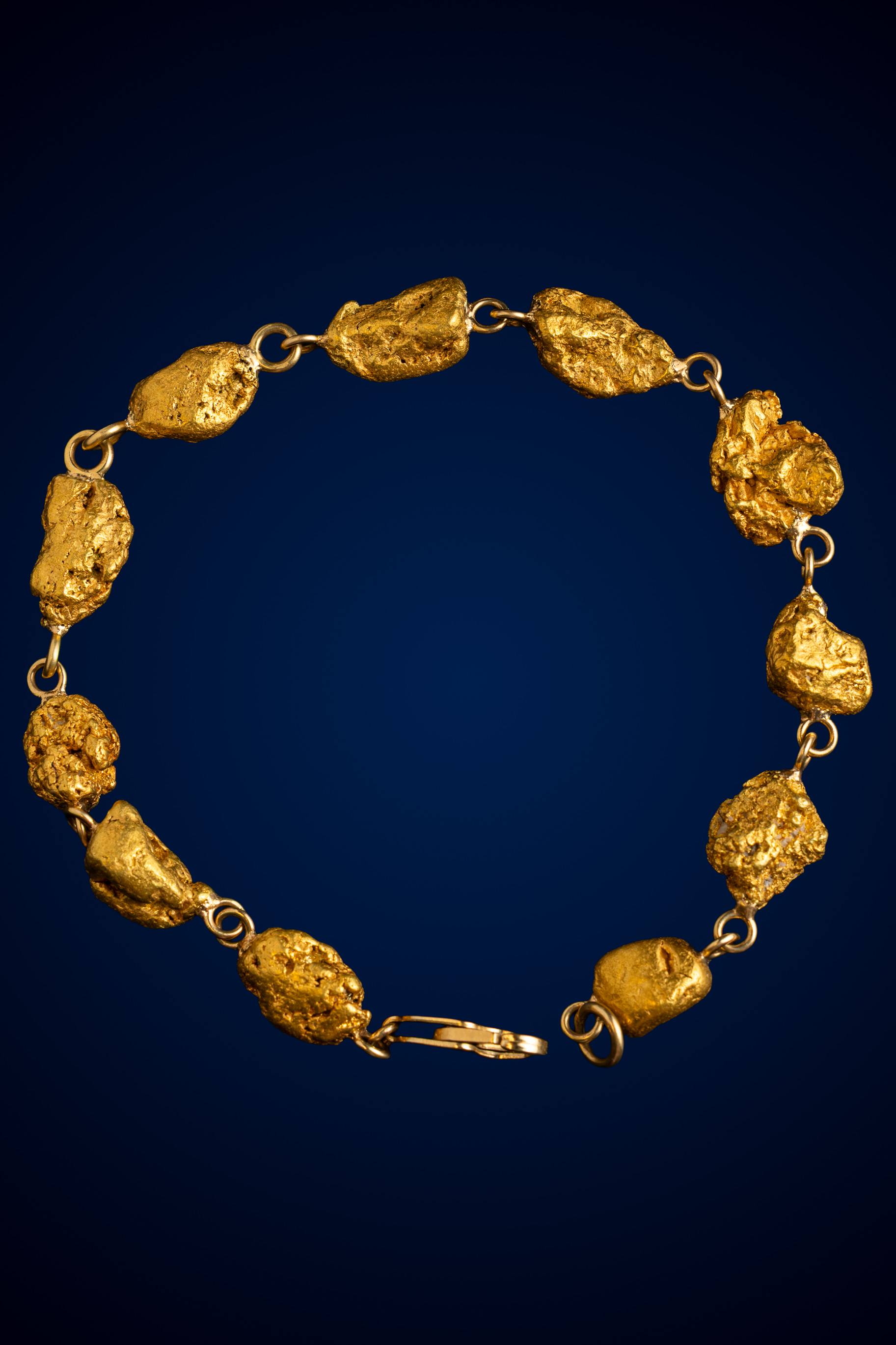 (image for) Gorgeous, Chunky Natural Gold Nugget Bracelet - Alaska - 33.42 grams